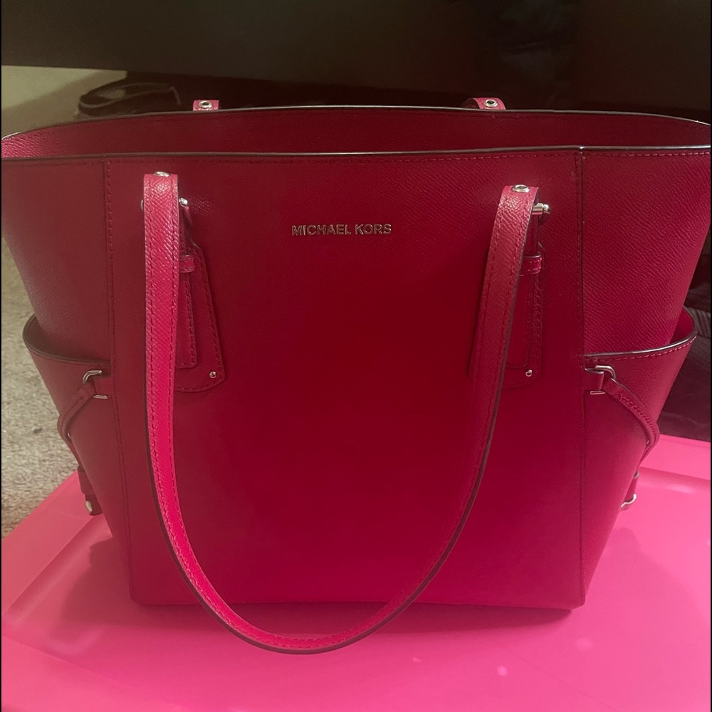 MICHAEL KORS